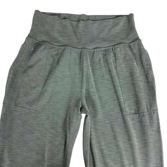 Athleta Hi Rise Salutation Jogger size Medium - Picture 7 of 9